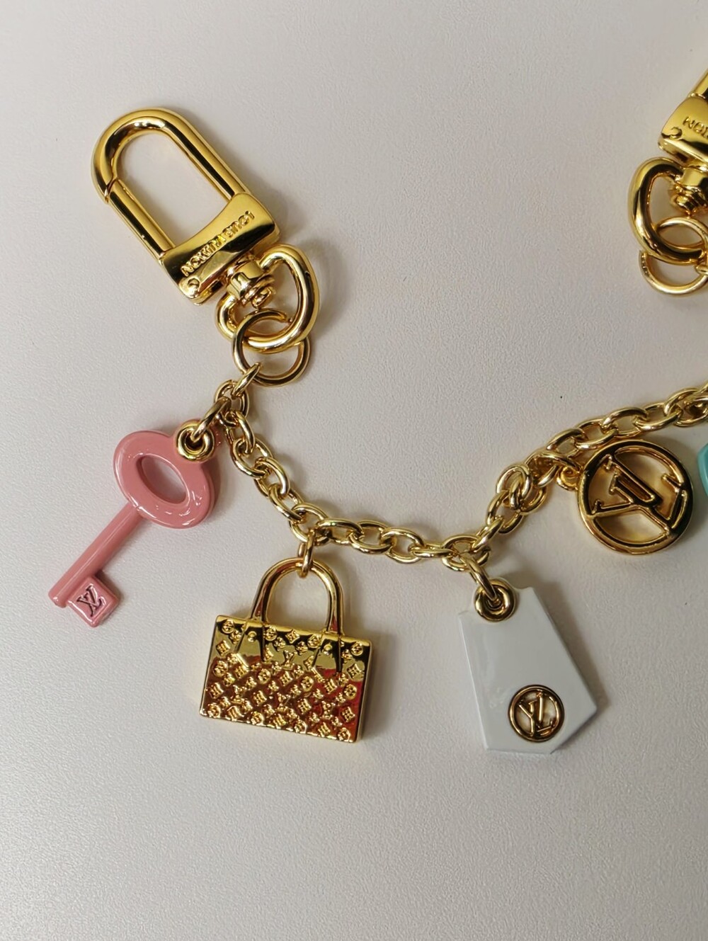 Louis Vuitton Spring Street Chain Bag Charm - Picture 4 of 7